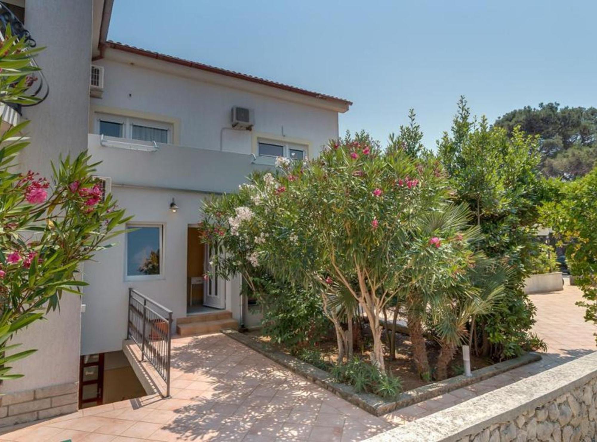 Pansion Belvedere Mali Lošinj Exteriér fotografie